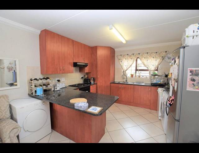 2 BEDROOM PROPERTY TO RENT IN PAULSHOF